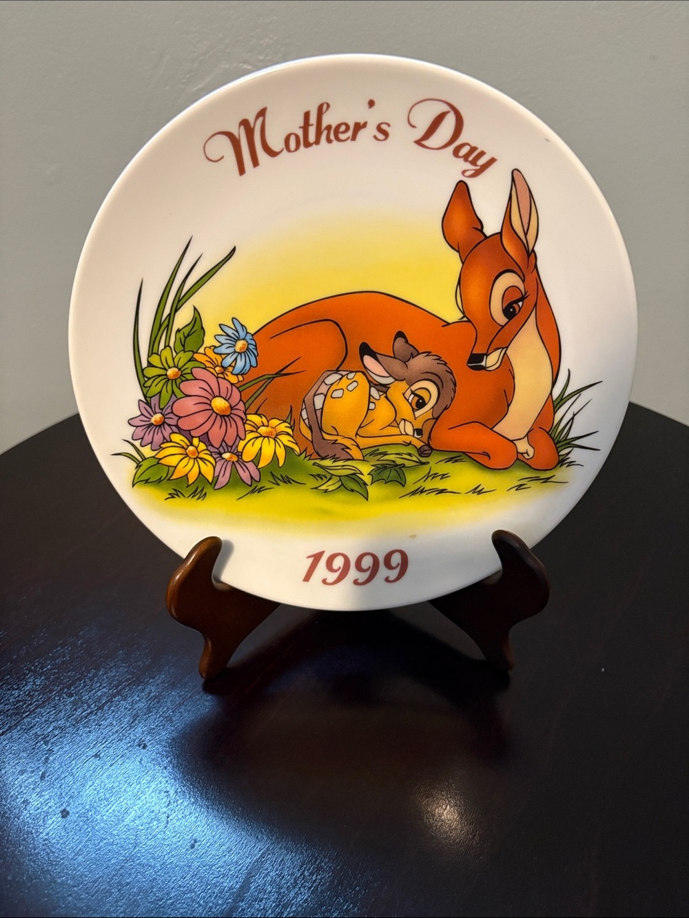 Mother's Day Decorative Plate 1999 - White with Orange and Yellow Artwork
